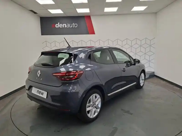 Renault Clio tce 90 - 21n — photo 21