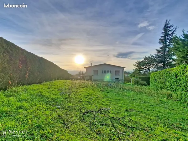 Terrain 441 m² Communay