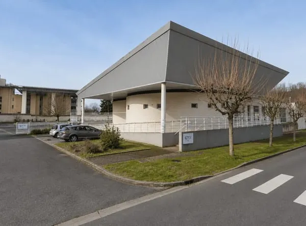 Bureaux 166 m²
