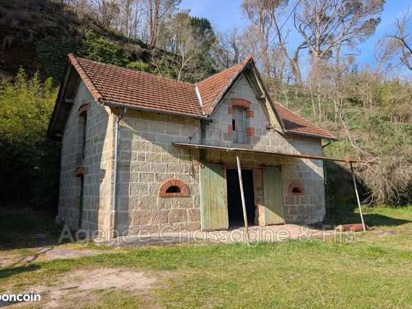 Maison 4 pièces 85 m²