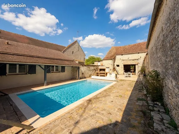 Vente | Lot de 2 Maisons | 11p | 7ch | 253 m² | Guercheville | Piscine