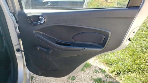 Ford KA+ 1.2 TI-VCT 85 - Ultimate – 2018 – 77609 km – Essence – Boîte Manuelle — photo 17