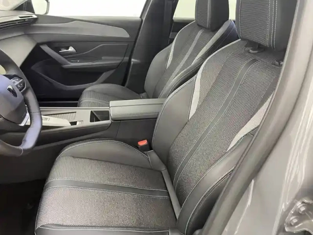 Peugeot 308 hybrid 145 e-dcs6 — photo 8