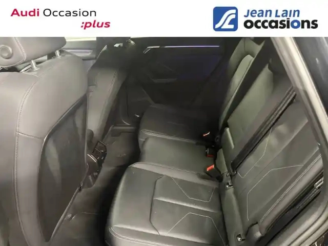 Audi Q3 35 tfsi 150 ch s tronic 7 — photo 37