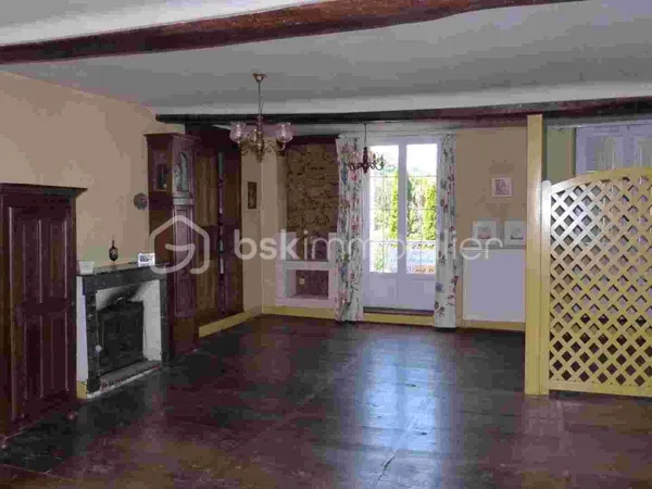 Immeuble 12 pièces 270 m²