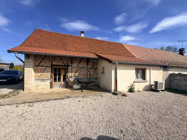 Maison bressane de 90m2, rénovée avec prestations modernes