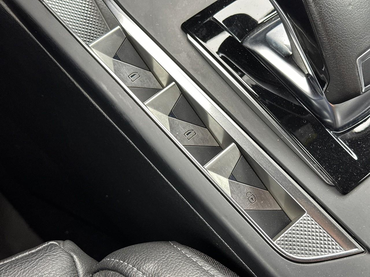 Ds Ds 3 crossback puretech 130 eat8 grand chic — photo 32