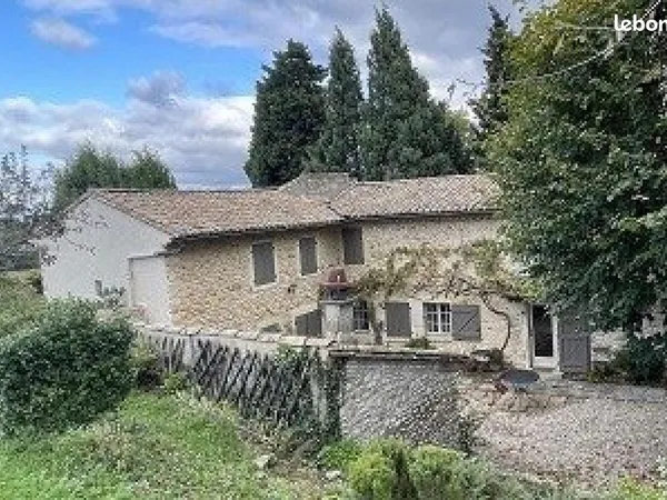 Mas 8 pièces 200 m²