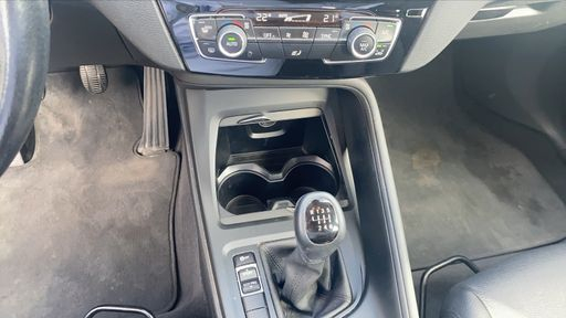 BMW X1 sDrive 18i 140 - Business Design – 2019 – 97629 km – Essence – Boîte Manuelle — photo 8