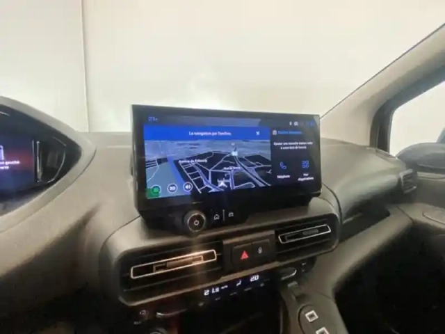 Peugeot Partner m diesel 130ch automatique pack premium connect — photo 14