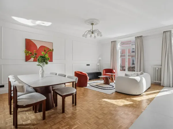 Grand appartement de prestige à deux pas de la mer