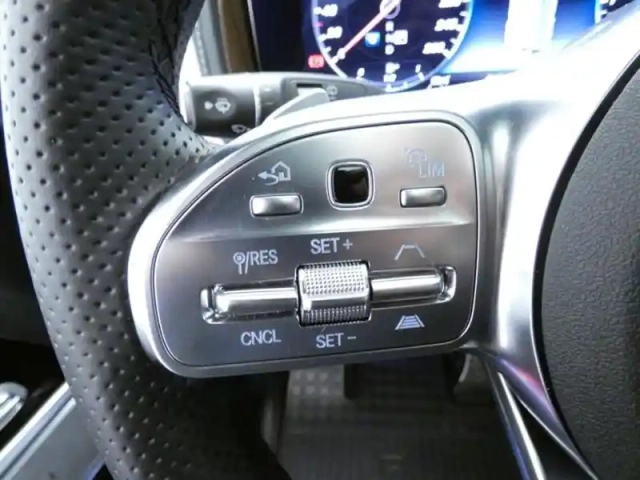 Mercedes Cla 500 station-wagon long amg line — photo 13