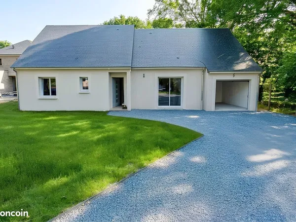 Maison 106 m2 + garage de 15 m2 à AVOINE