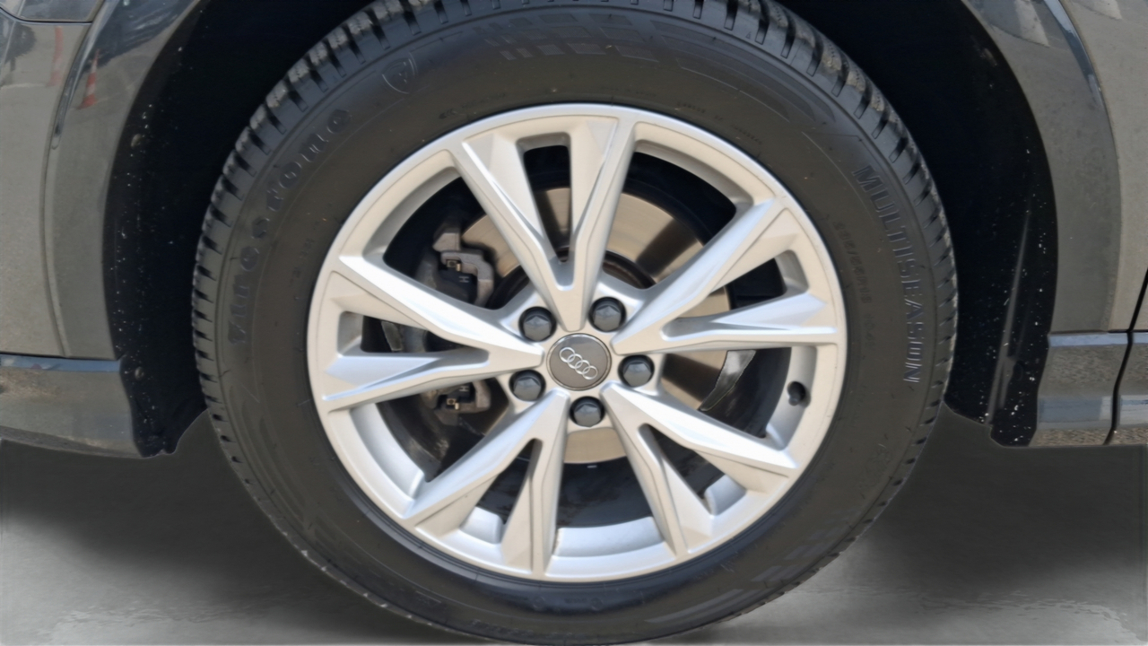 Audi Q3 35 TDI 150 ch Quattro — photo 14