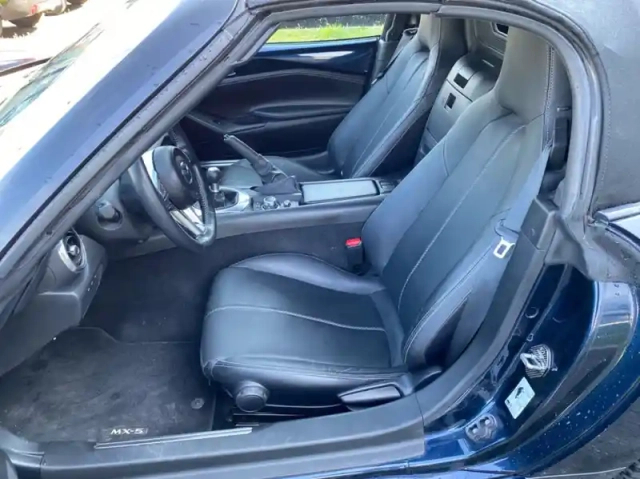 Mazda Mx-5 1.5 skyactiv-g 132ch exclusive-line sans bsm 2023 — photo 10