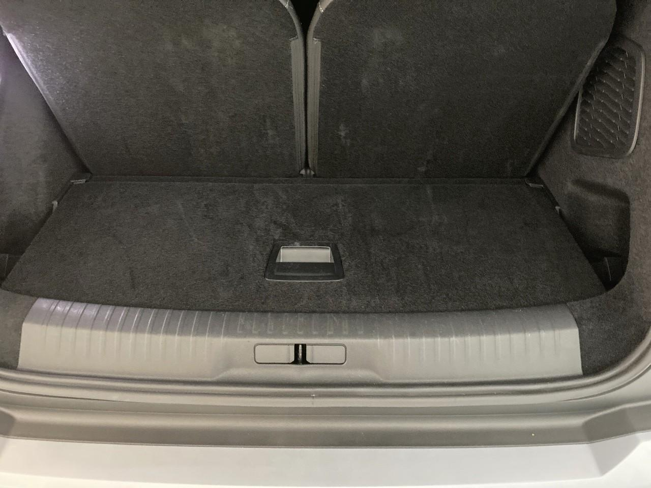 Peugeot 5008 hybrid 145 ch e-dcs6 gt — photo 6