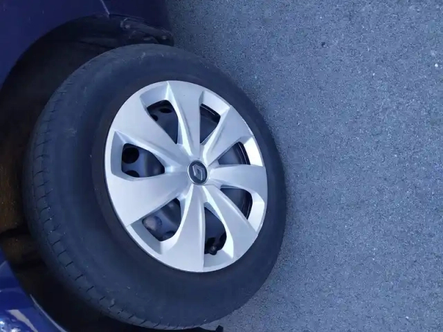 Renault Zoé zoe r110 - 22b — photo 22