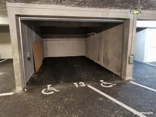 Garage a louer