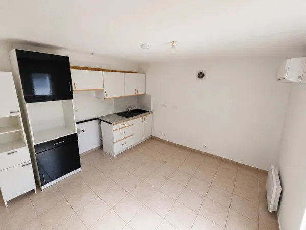 Charmant appartement 2 pièces à Tancrou, 32,2 m²