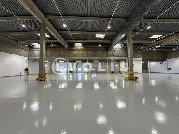 Local d'activité 9711 m²