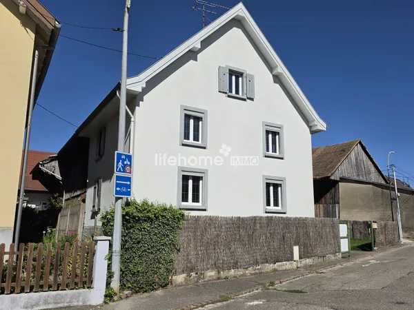 Maison T4 de 135m2 + grange de 104 m² et double garage