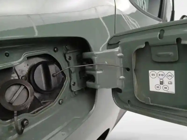 Dacia Duster 1.0 eco-g 100ch  journey + 4x2 — photo 10