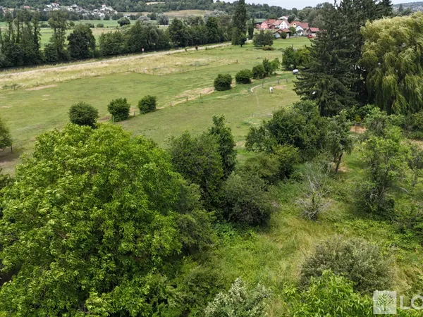 Terrain 1172 m²