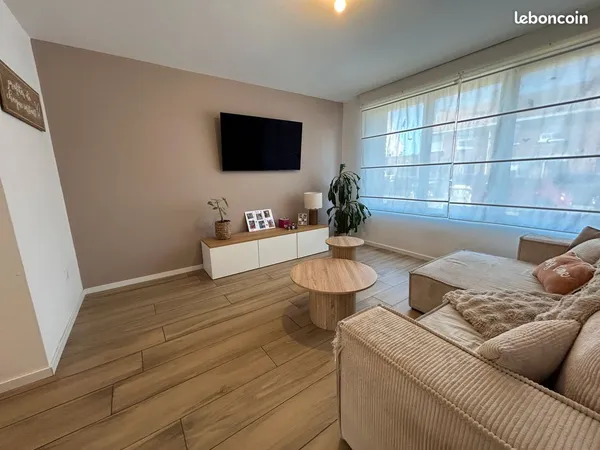 Maison 3 chambres - jardin - entierement renovee