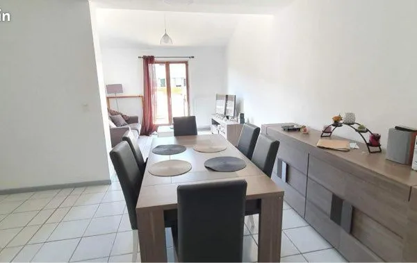 Agen grand T2 avec parking et terrasse