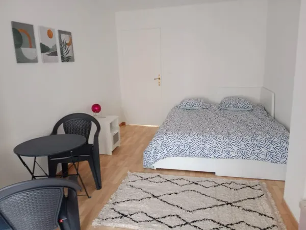 Colocation dans appartement meublé