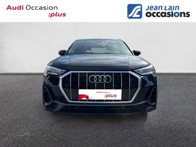 Audi Q3 35 tfsi 150 ch — photo 42