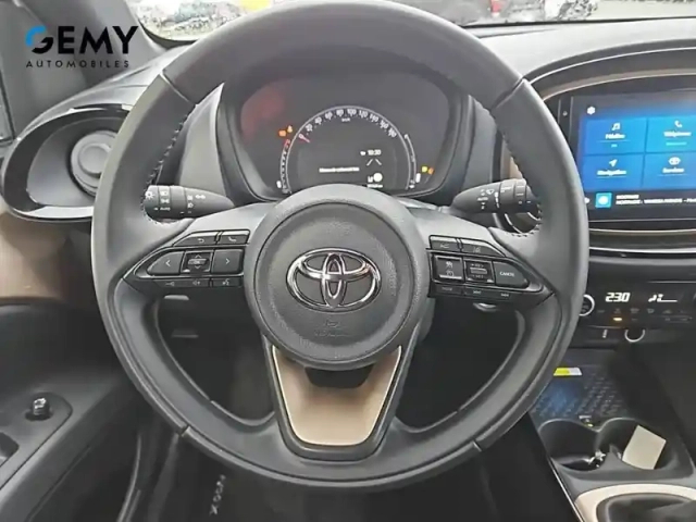Toyota Aygo X 1.0 vvt-i 72 — photo 12