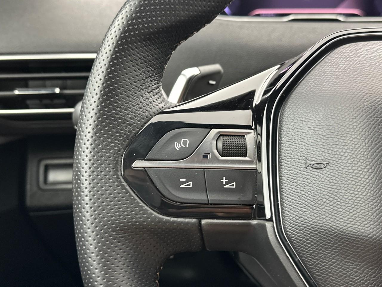 Peugeot 3008 puretech 130ch s&s eat8 gt — photo 20