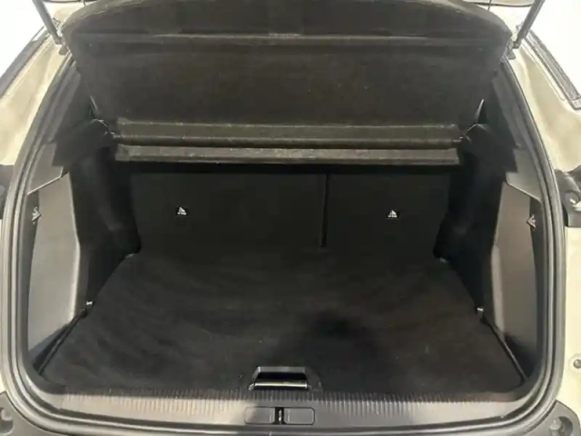 Peugeot 2008 1.2 puretech 100ch s&amp;s style — photo 6