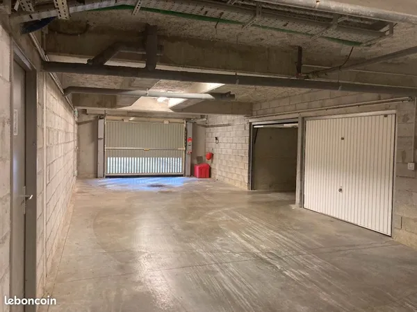 Garage box fermé