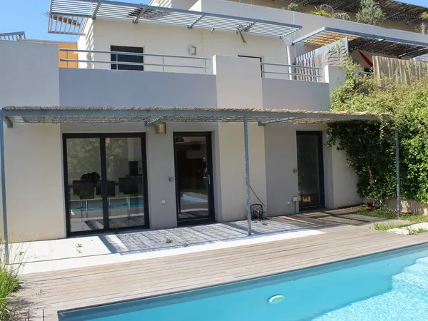 Duplex avec jardin et piscine privative à Montpellier