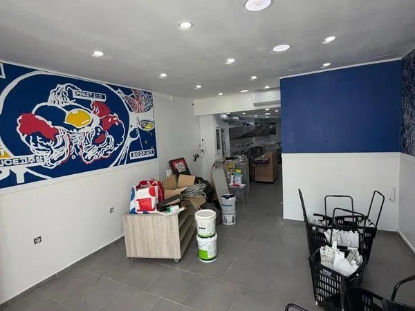 à vendre - murs commerciaux tous commerces - local équipé