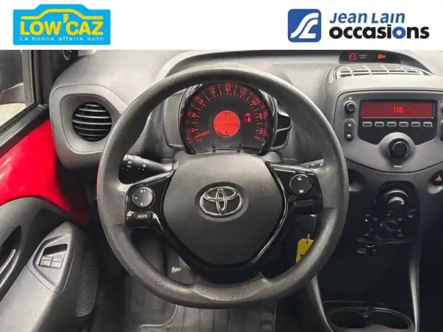 Toyota Aygo 1.0 vvt-i — photo 12