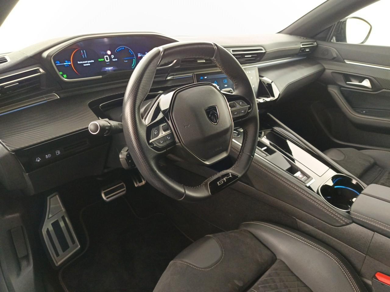 Peugeot 508 sw hybrid 225 e-eat8 gt — photo 12