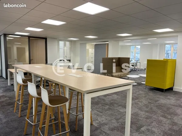 Bureaux 415 m²