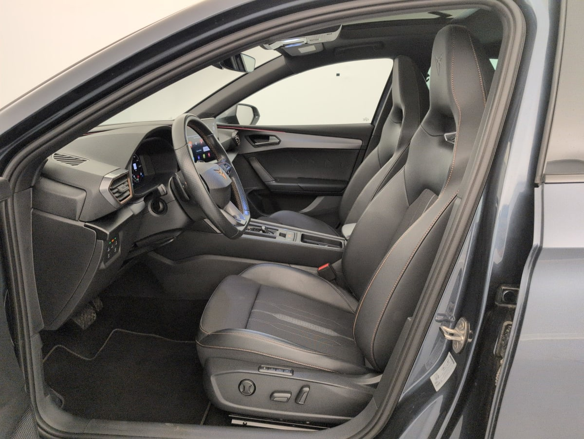 Cupra Leon — photo 17