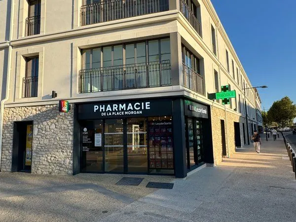 Local professionnel neuf