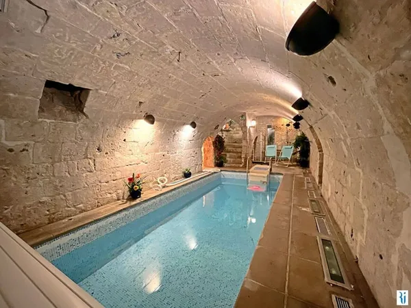 Maison 8 pièces 220 m²