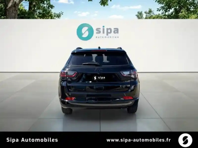Jeep Compass 1.5 turbo t4 130 ch bvr7 e-hybrid — photo 4