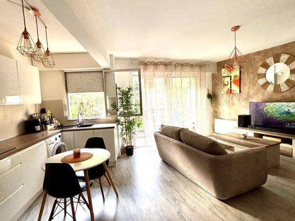 Studio avec alcove