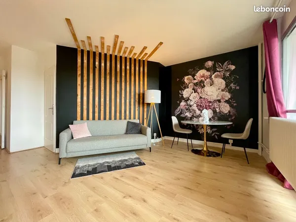 Appartement meublé avec parking couvert et balcon