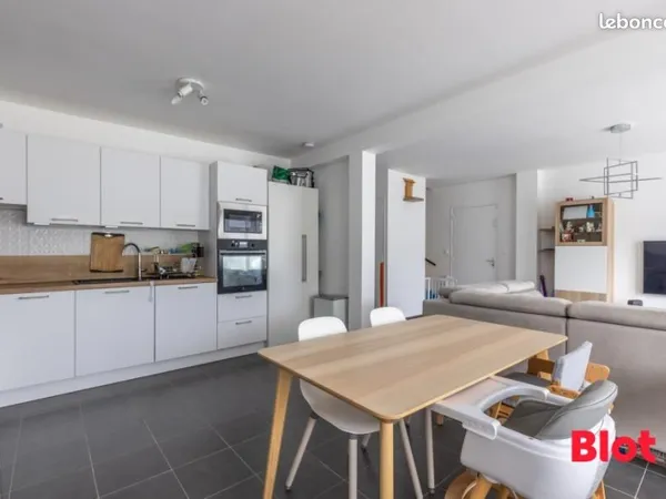 Maison 6 pièces 110 m²