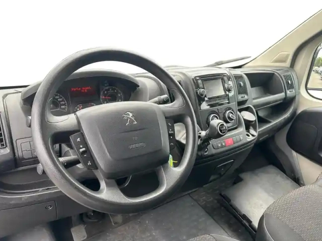 Peugeot Boxer fg 335 l2h2 2.0 bluehdi 110 cabine approfondie pro — photo 8