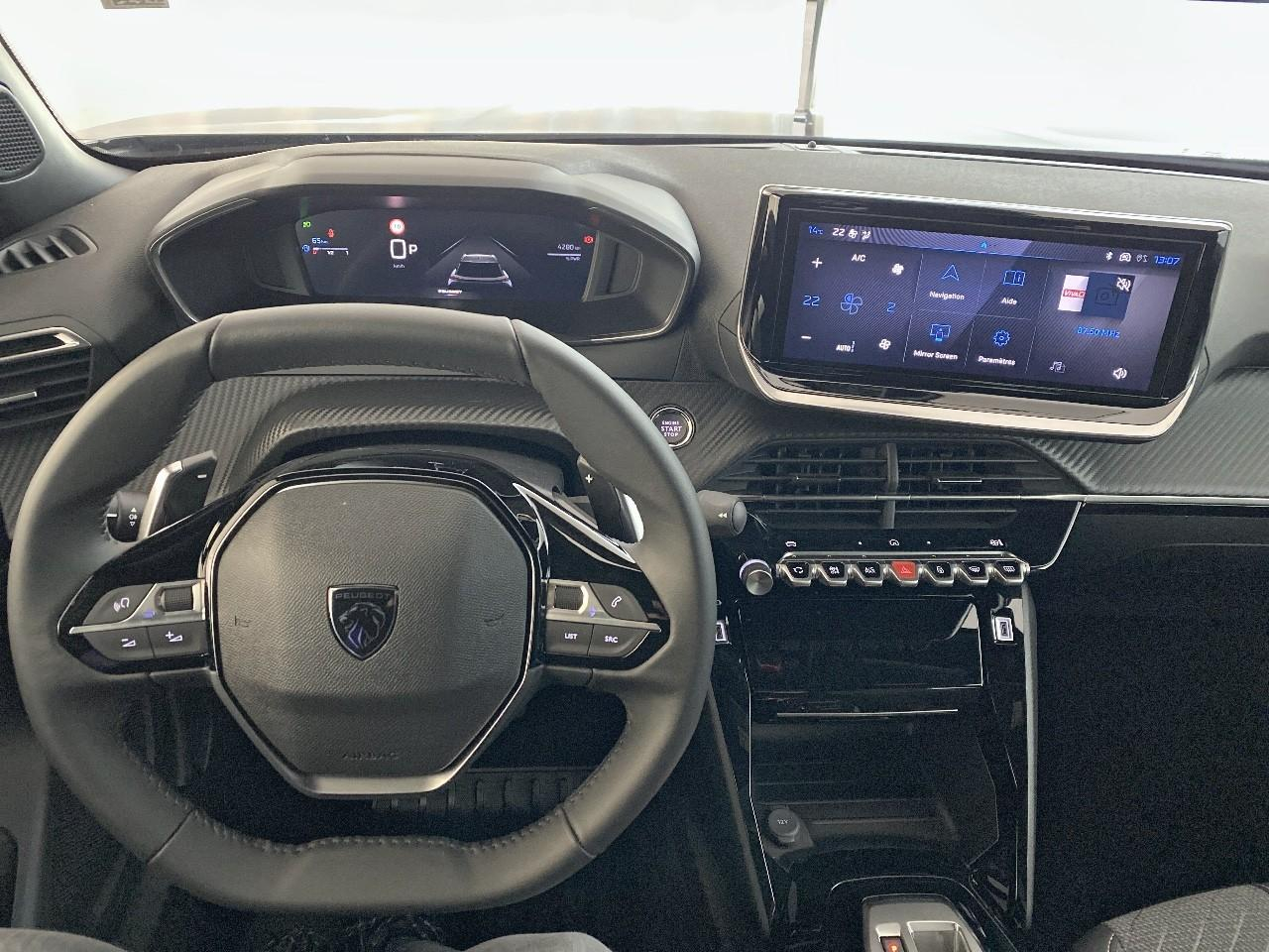 Peugeot 2008 hybrid 145 ch e-dcs6 allure — photo 15