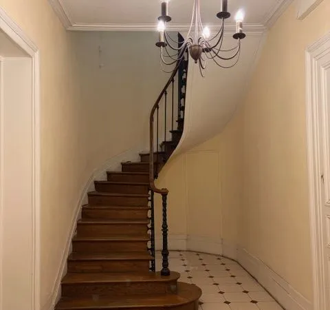 Location - appartement - centre ville - 2 pieces - 48 m² - etage 2 - parking intérieur